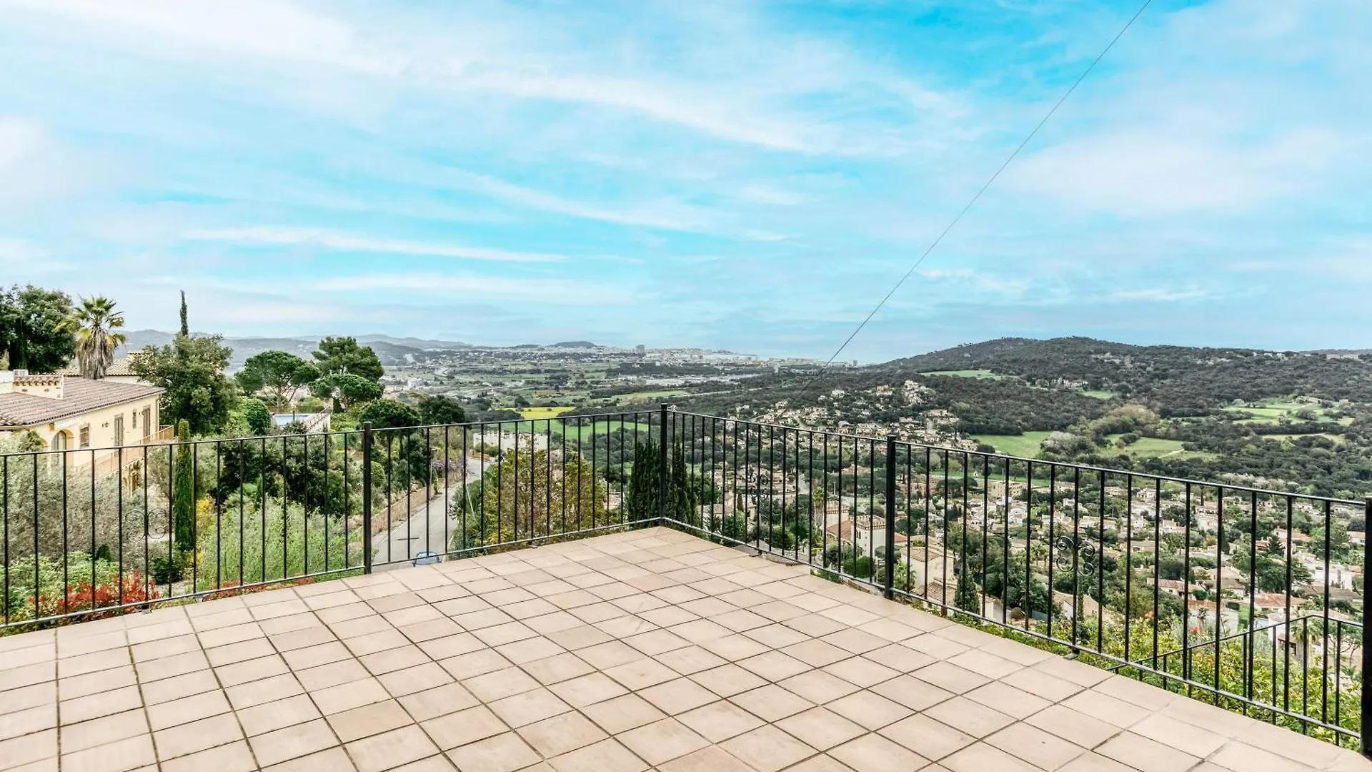 קלנג'ה Villa Q